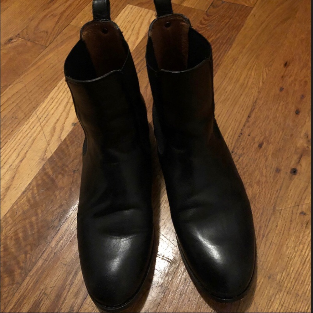 Frye boots in excellent condition!